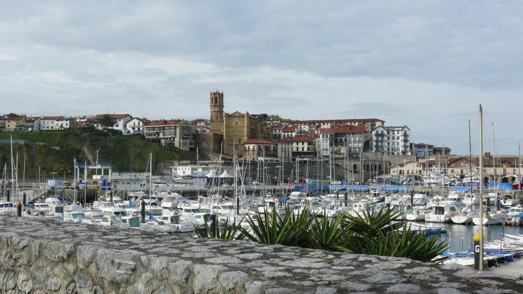 Hotel Itxas Gain Getaria Exterior photo
